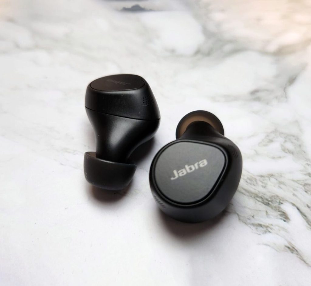 noise cancellation of Jabra Evolve2 Earbuds 